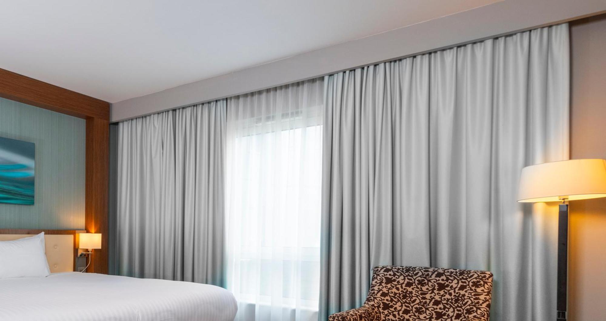 Holiday Inn Derby Riverlights By Ihg Phòng bức ảnh