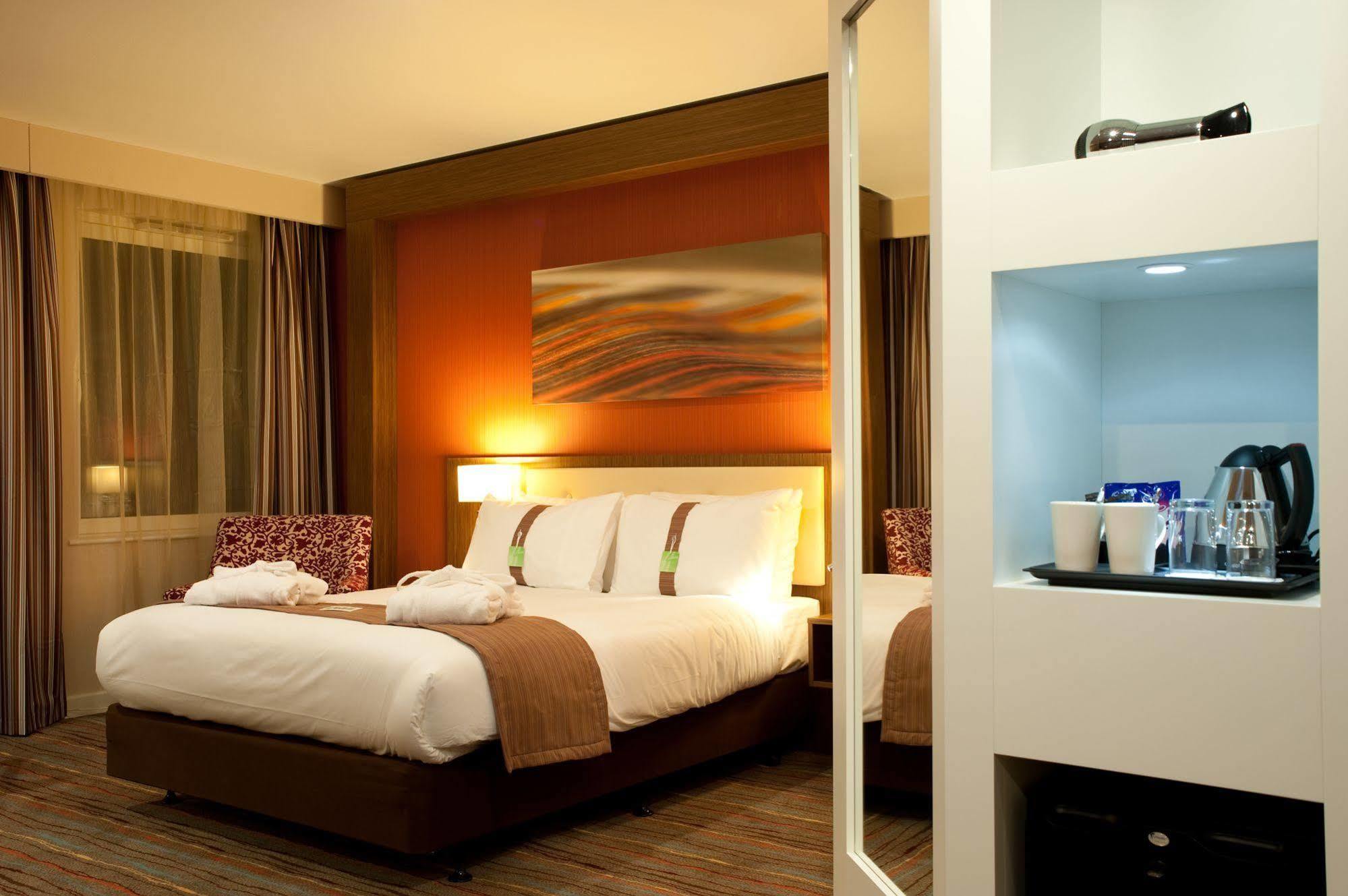 Holiday Inn Derby Riverlights By Ihg Ngoại thất bức ảnh